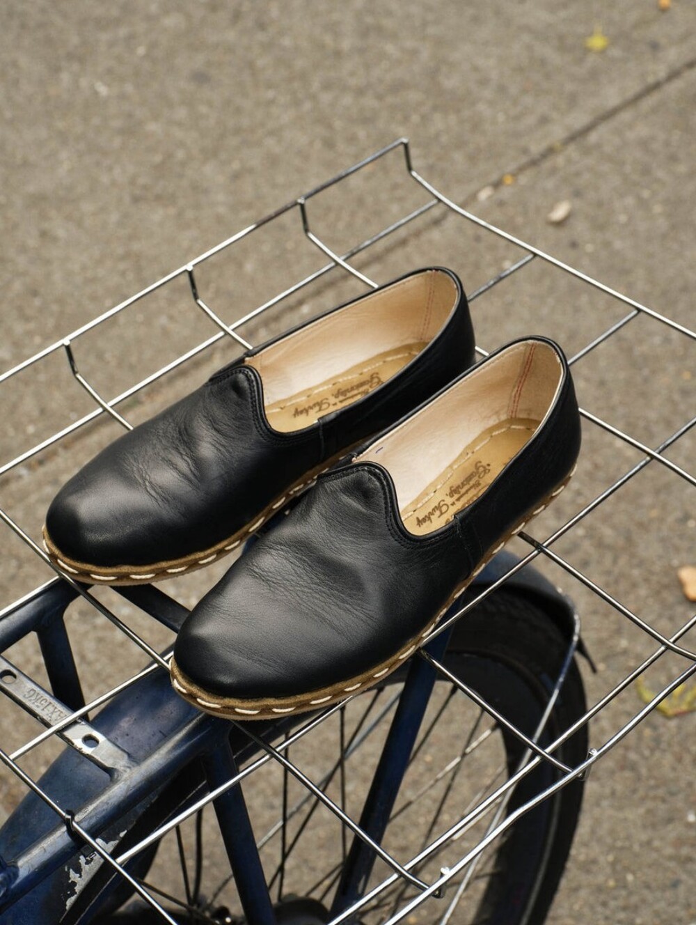 Sabah Glove Black Leather Loafers